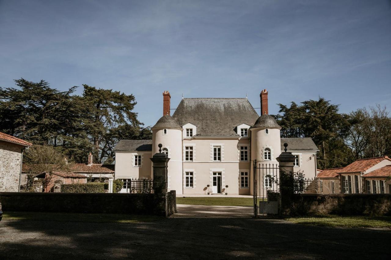 Domaine De La Mazure La Chapelle-Basse-Mer Exterior foto
